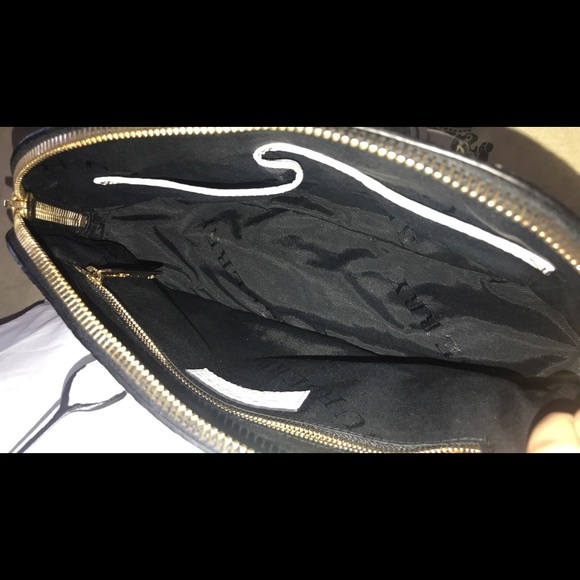 New Burberry purse/satchel - Picture 4 of 8